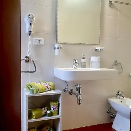 Casale Santa Maria Nuova - Holiday With Panoramic Swimming Pool And Hydromassage Appartamento
